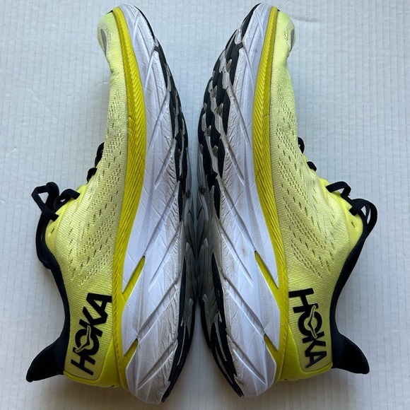 Hoka Clifton 8 Running Shoes - Picture 11 of 14
